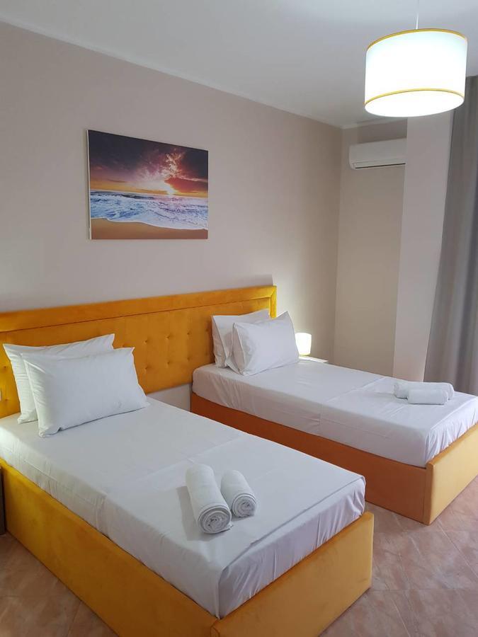 Sunrise Hotel Sarande Exterior photo