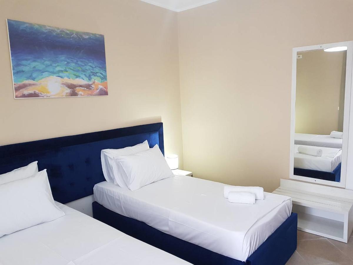 Sunrise Hotel Sarande Exterior photo
