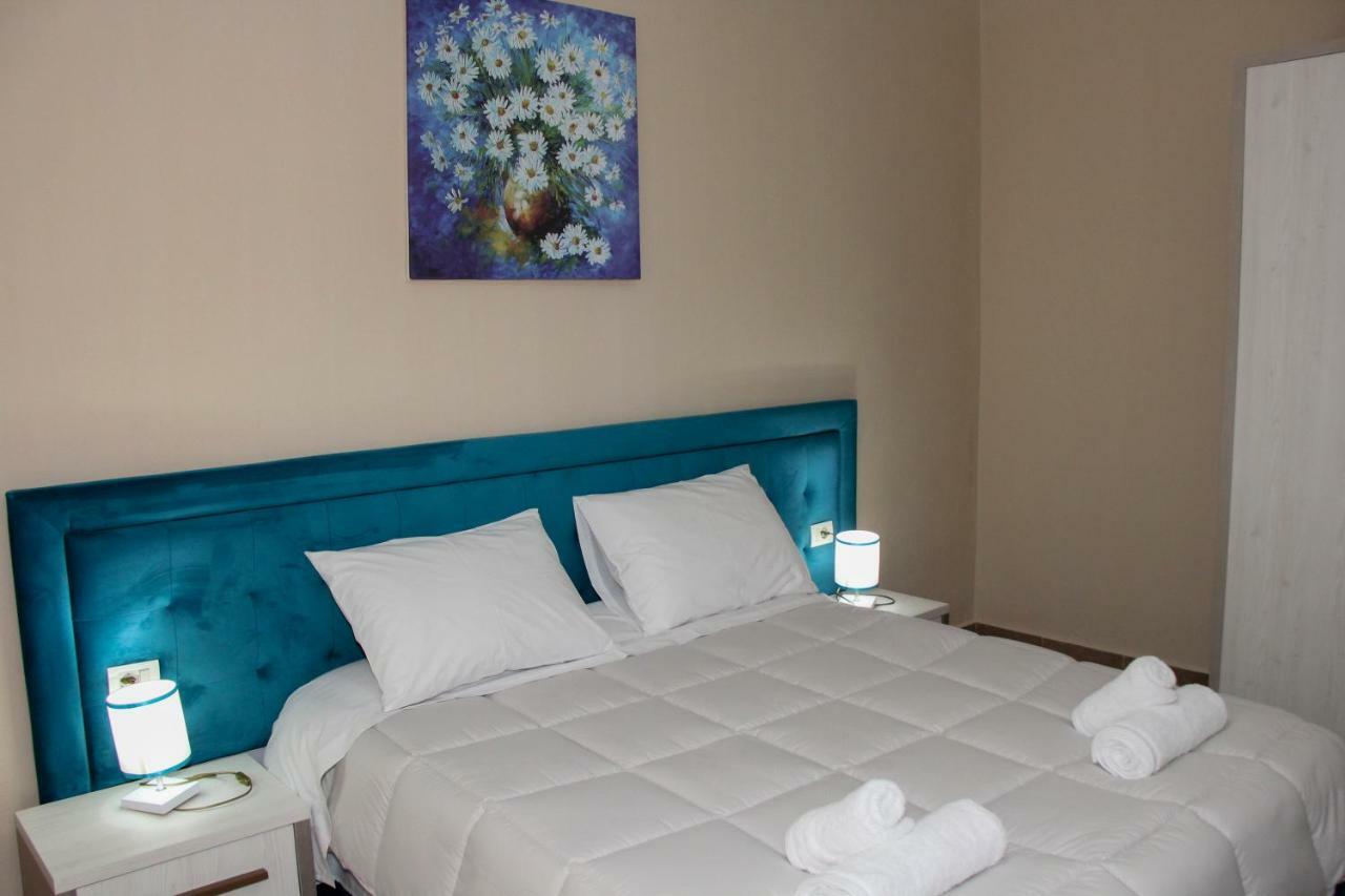 Sunrise Hotel Sarande Exterior photo