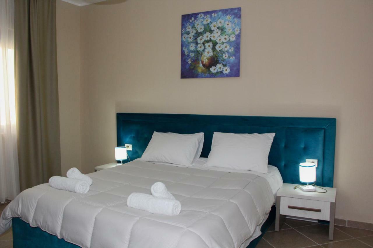 Sunrise Hotel Sarande Exterior photo